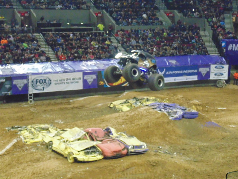 Illustration for article titled Monster Jam Portland (Photos and Video)